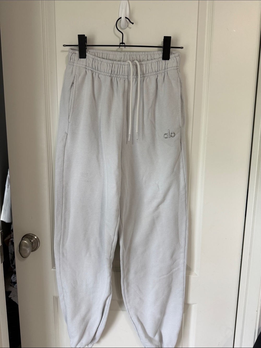 ALO Yoga  white Drawstring Jogger Sweatpants